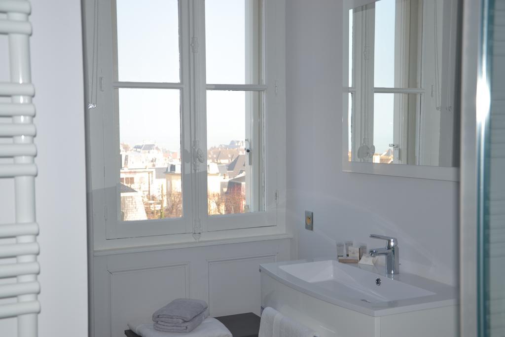 Guesthouse La Mascotte Villers-sur-Mer Exterior photo